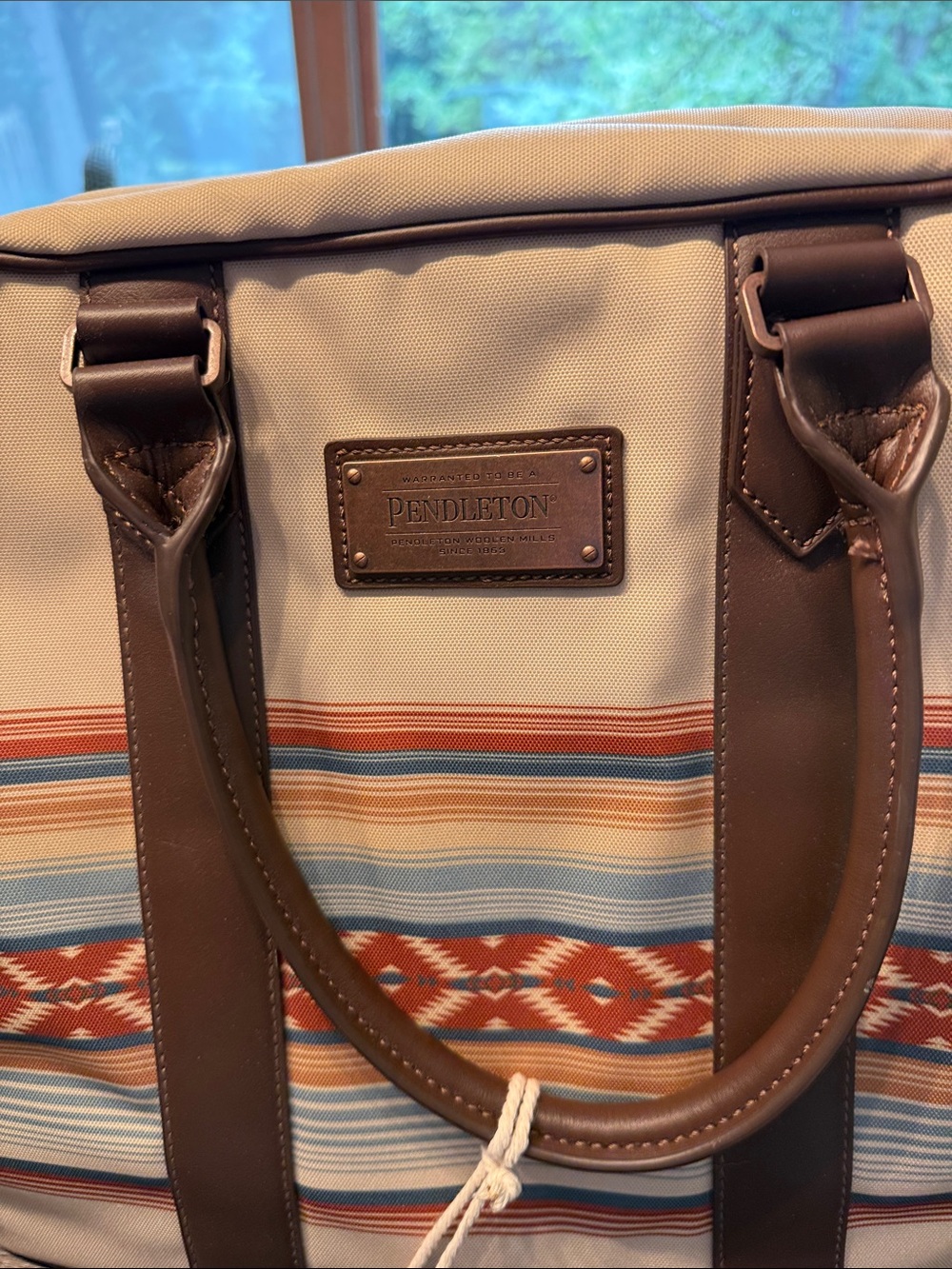 NEW WITH TAGS Pendleton Aztec Stripe Travel Tote Bag - Mojave Desert - Picture 2 of 9